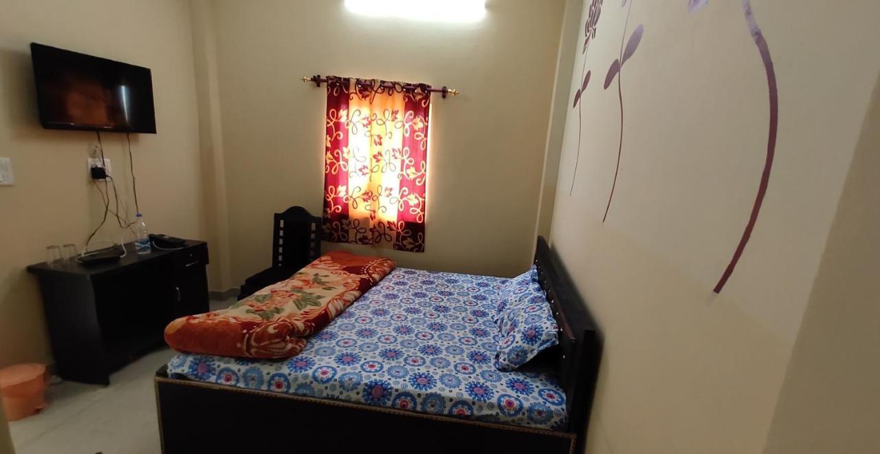 Hotel International&Restaurant Amethi Esterno foto