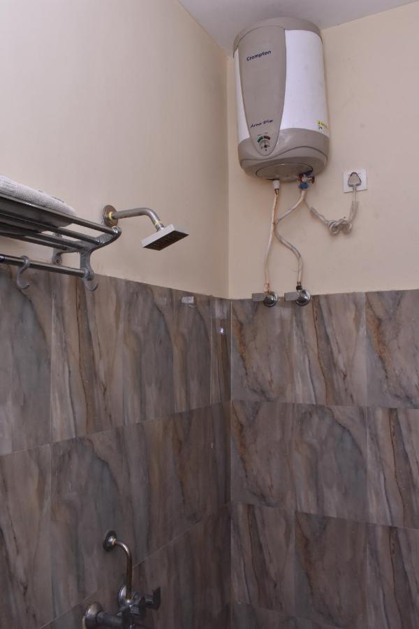 Hotel International&Restaurant Amethi Esterno foto